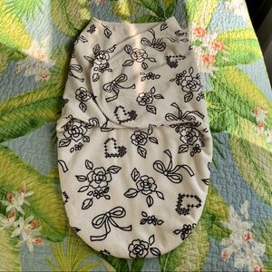 Cozy baby swaddler snuggle wrap, cream/black
